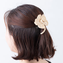 画像をギャラリービューアに読み込む, 手編み ナチュラル ラフィア インテリア ヘアアクセサリー　マダガスカル
